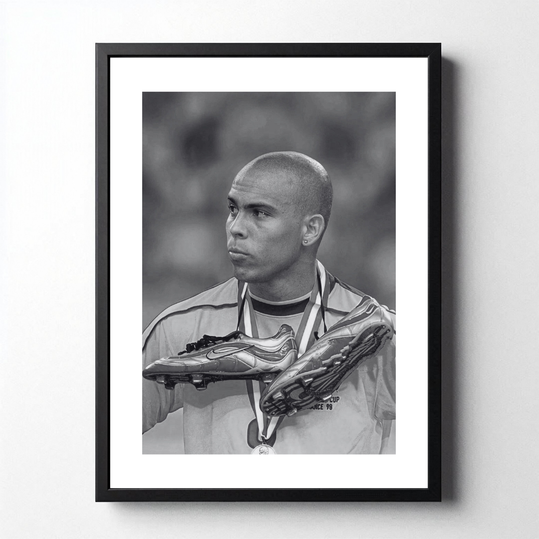 RONALDO NAZÁRIO - "O FENOMENO"